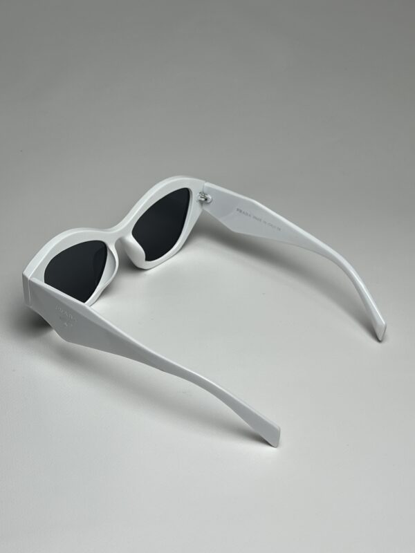 PRADA - Image 6