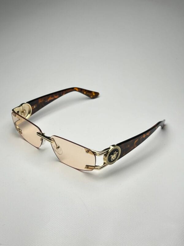 VERSACE