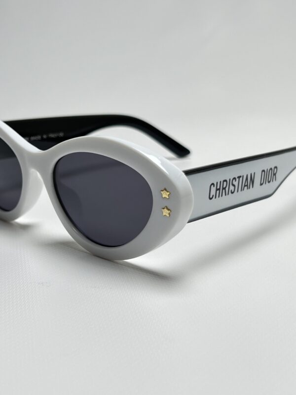 DIOR - Image 2