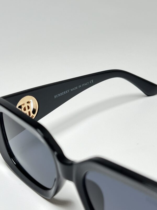 BURBERRY - Image 8