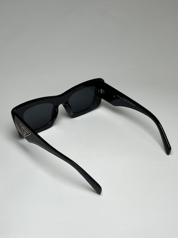 PRADA - Image 4