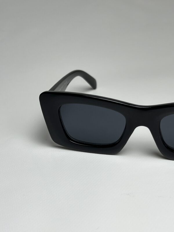 PRADA - Image 6