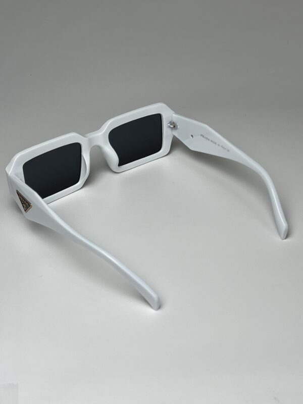 PRADA - Image 5