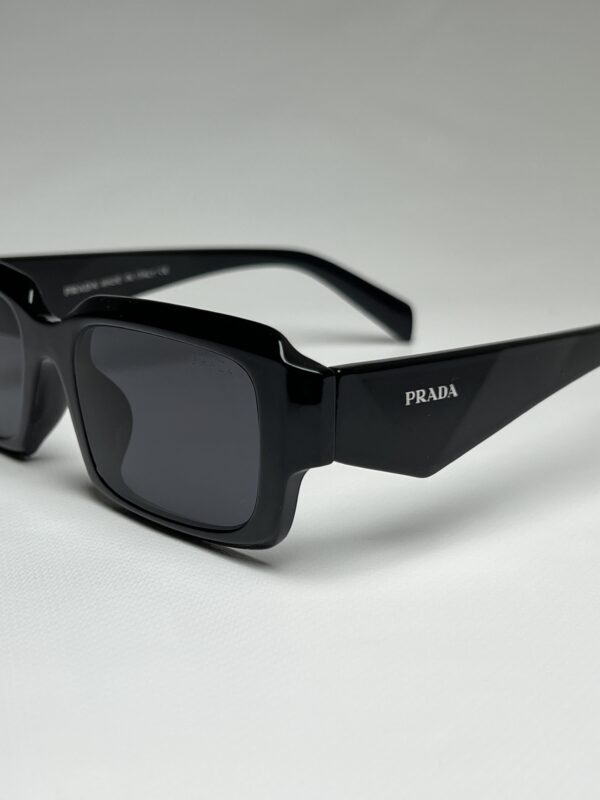 PRADA - Image 2