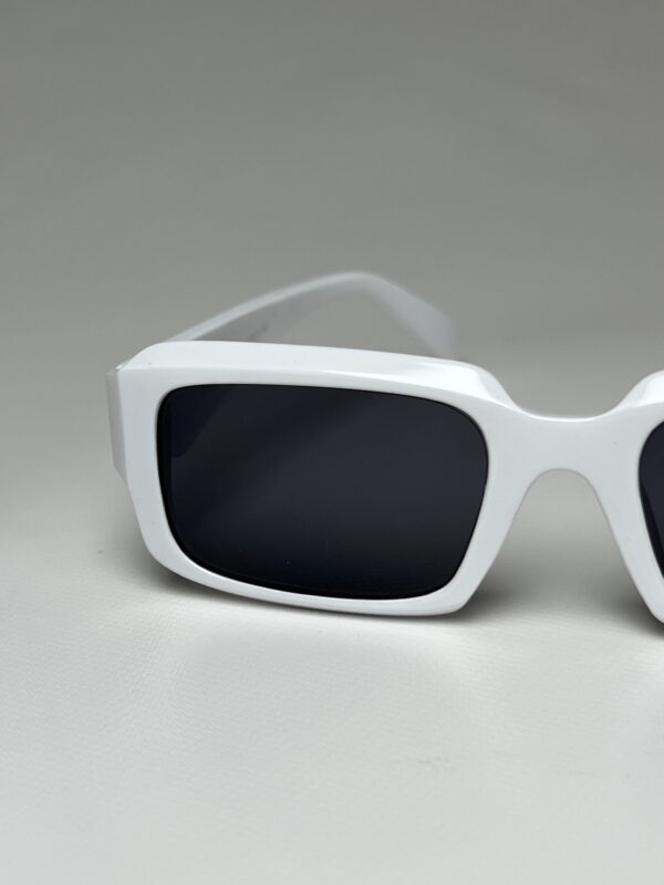 PRADA - Image 6