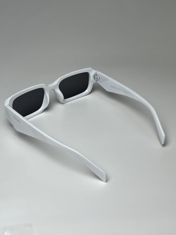 PRADA - Image 7