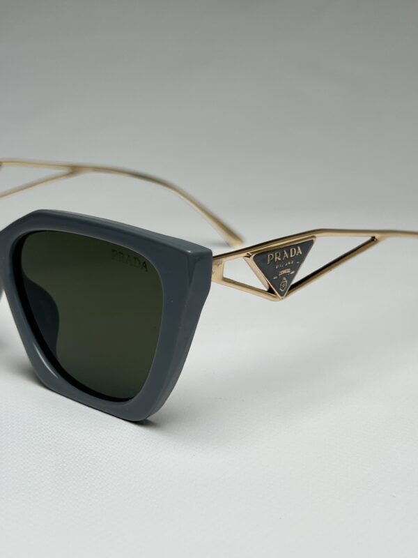 PRADA - Image 2