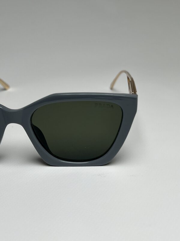 PRADA - Image 5