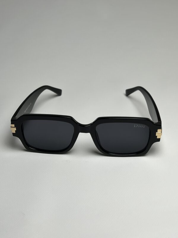 DIOR - Image 3