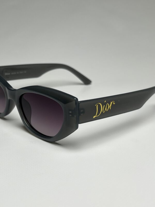 DIOR - Image 2