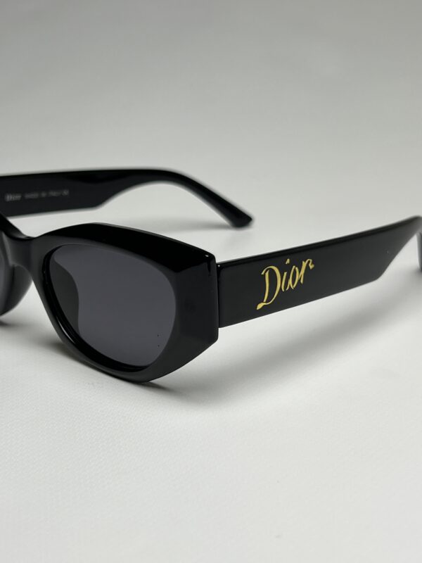 DIOR - Image 2