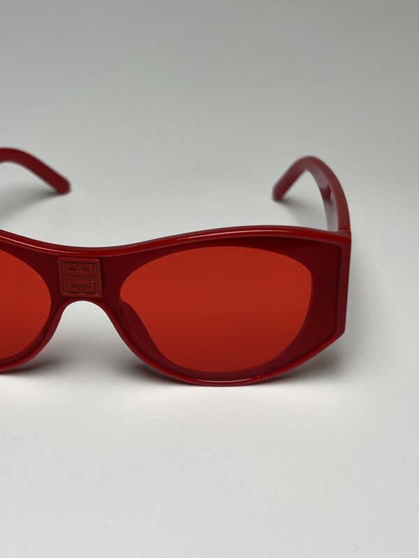 GIVENCHY - Image 4