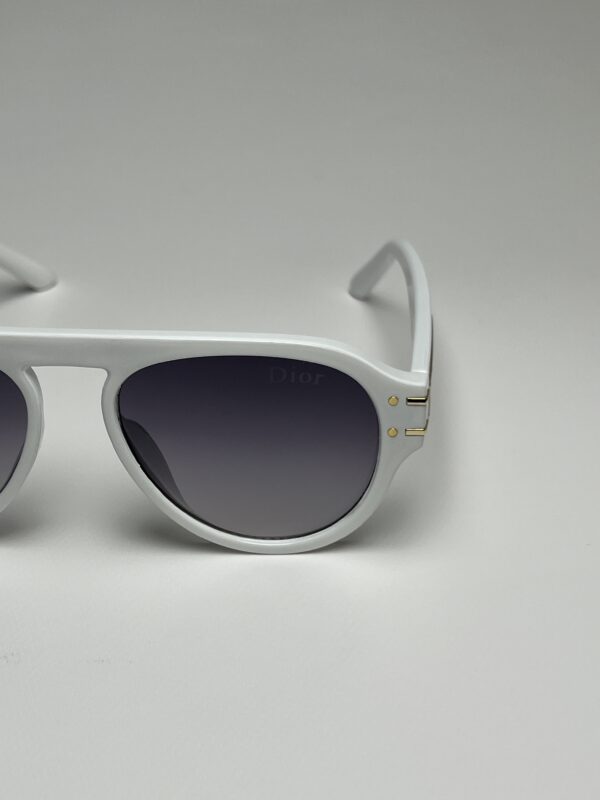DIOR - Image 4