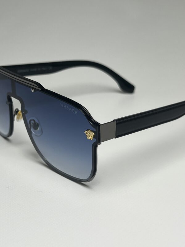 VERSACE - Image 2