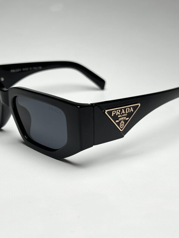 PRADA - Image 2