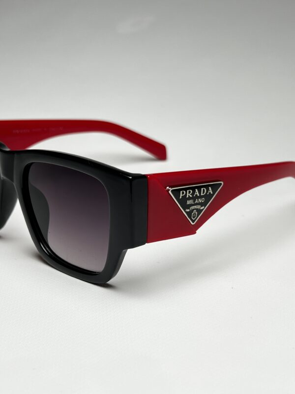 PRADA - Image 2