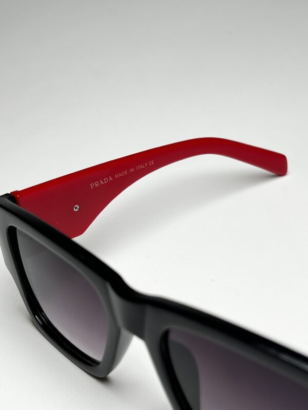 PRADA - Image 6