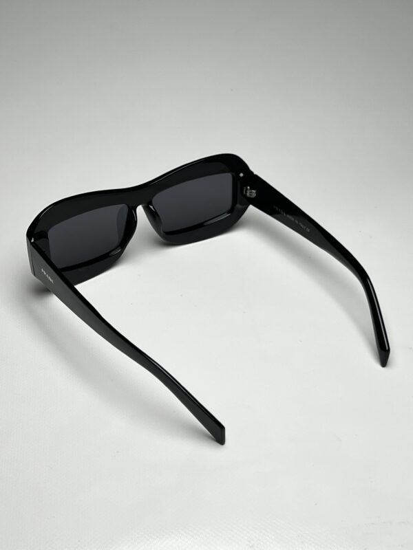 PRADA - Image 5