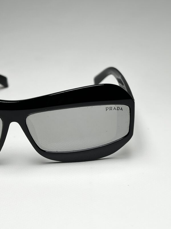 PRADA - Image 5