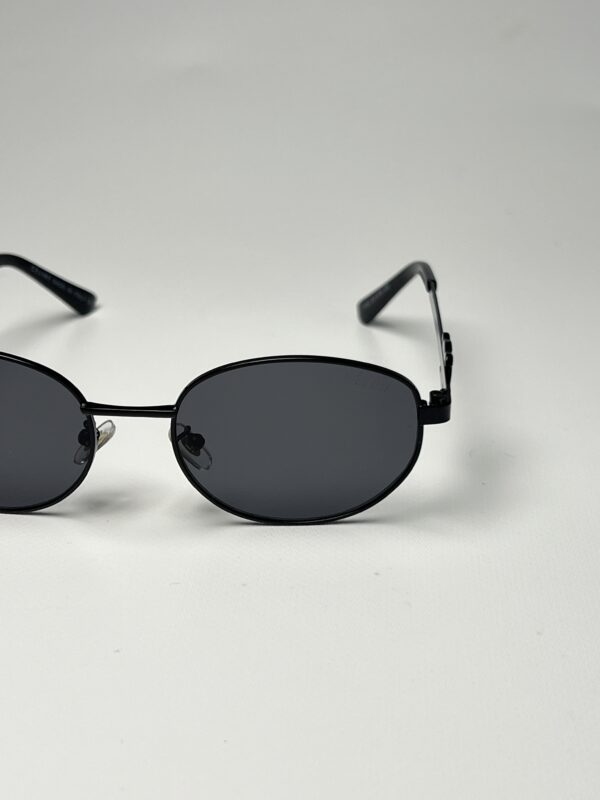 Celine - Image 4