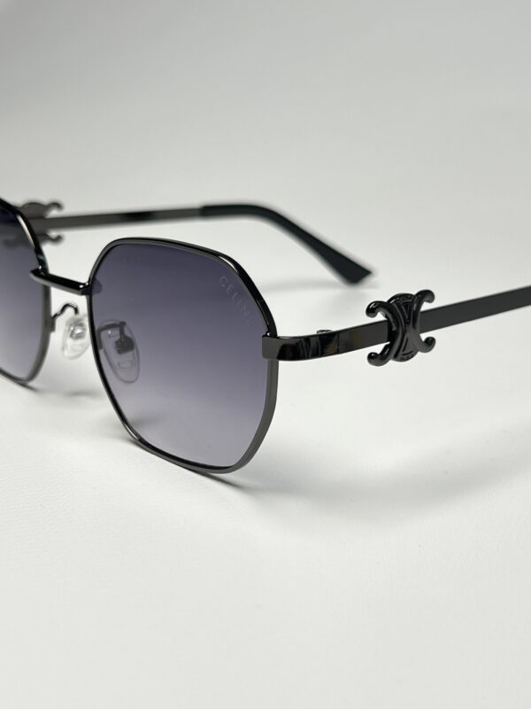 Celine - Image 2