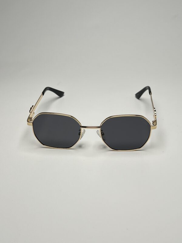 Celine - Image 3