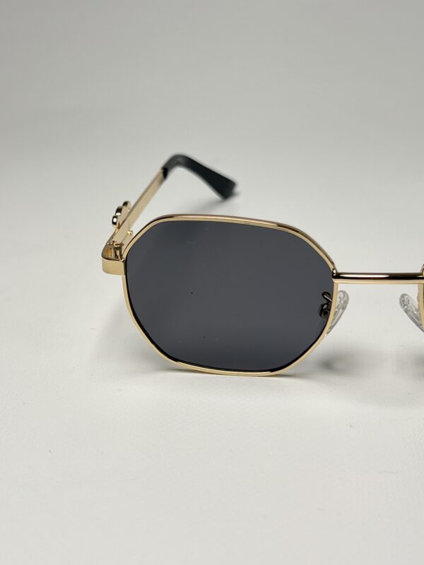 Celine - Image 5