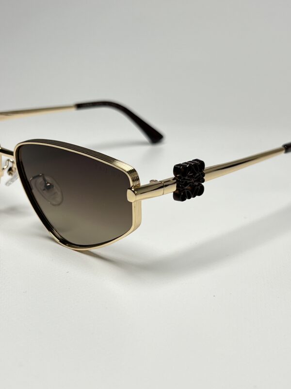 LOEWE - Image 2
