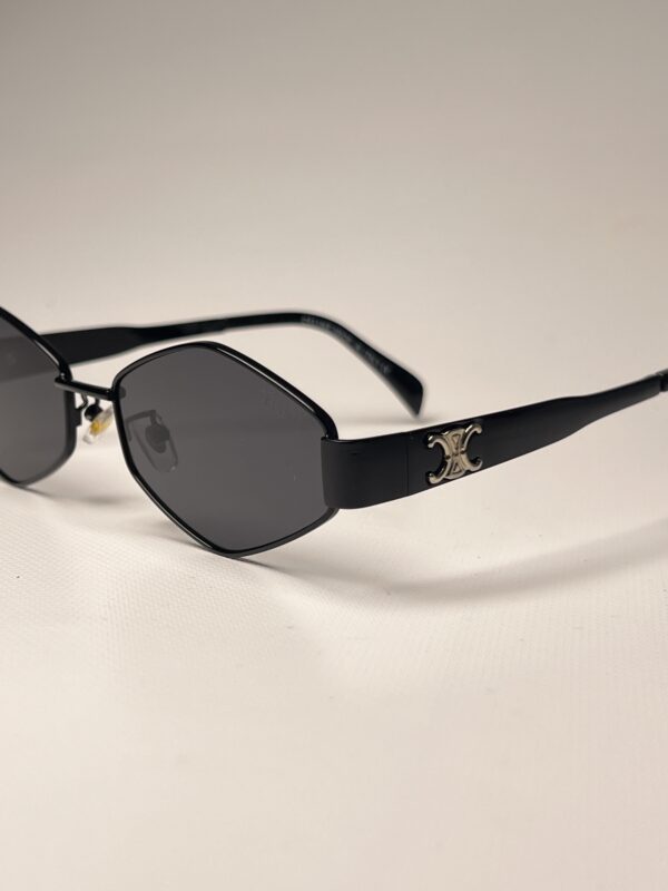 CELINE - Image 2