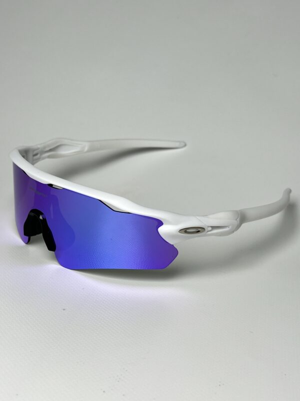 OAKLEY - Image 3