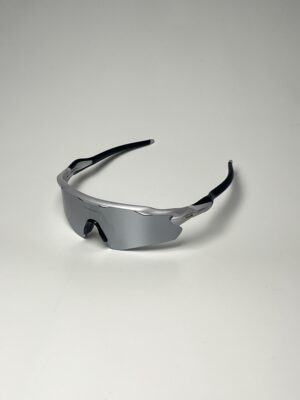 OAKLEY