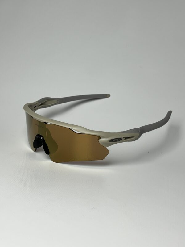 OAKLEY - Image 3