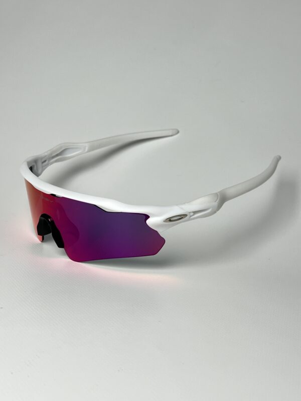OAKLEY - Image 3