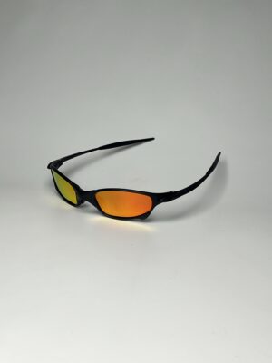 OAKLEY