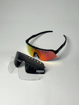 OAKLEY