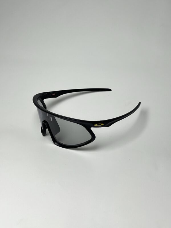 OAKLEY - Image 4