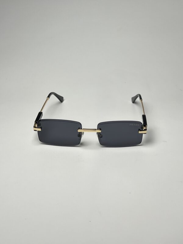 PRADA - Image 3