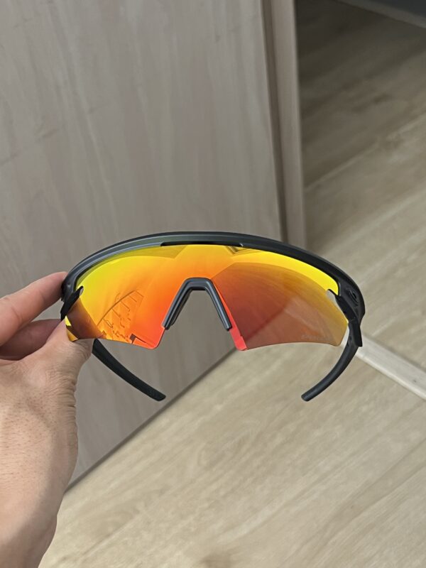 OAKLEY - Image 4