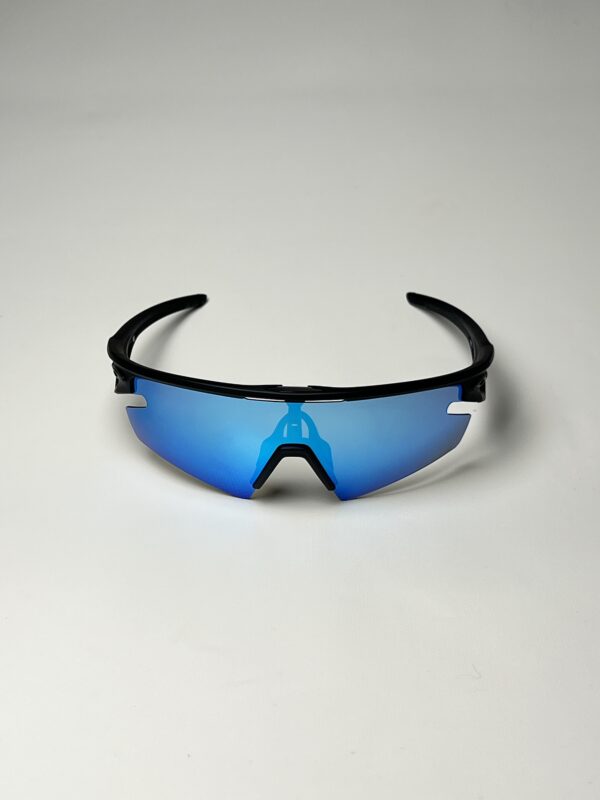 OAKLEY - Image 2