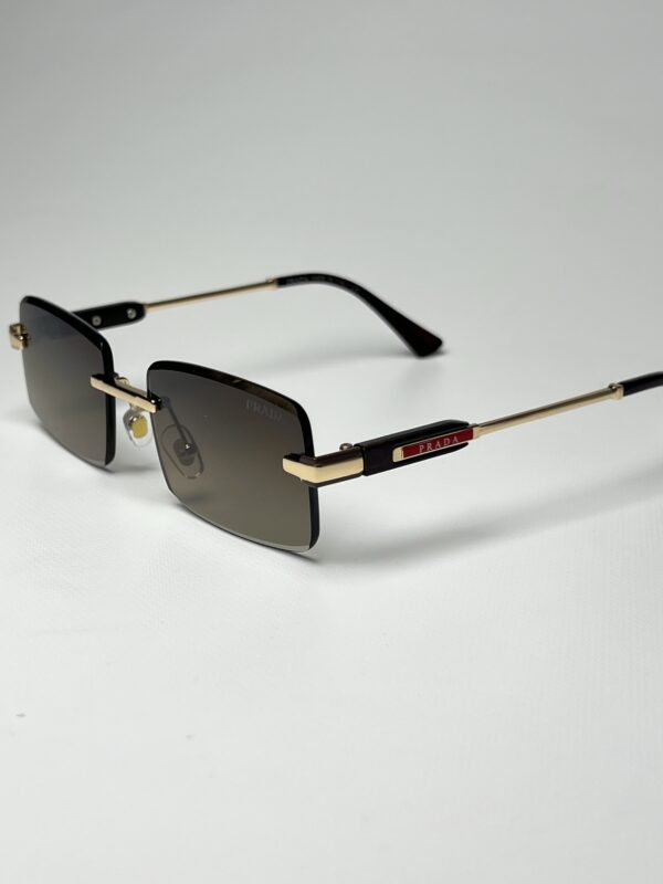 PRADA - Image 2