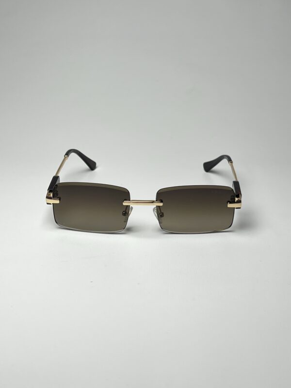 PRADA - Image 4
