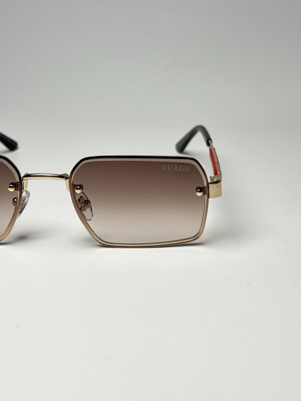 PRADA - Image 5
