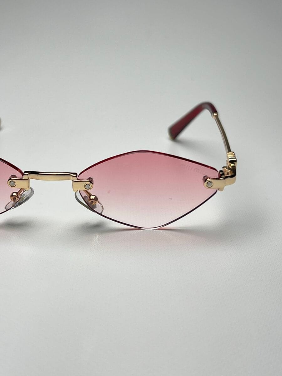 Miu-Miu Triangular Rosa - Image 5