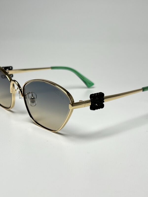 LOEWE - Image 2