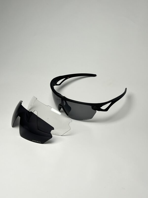 OAKLEY - Image 3