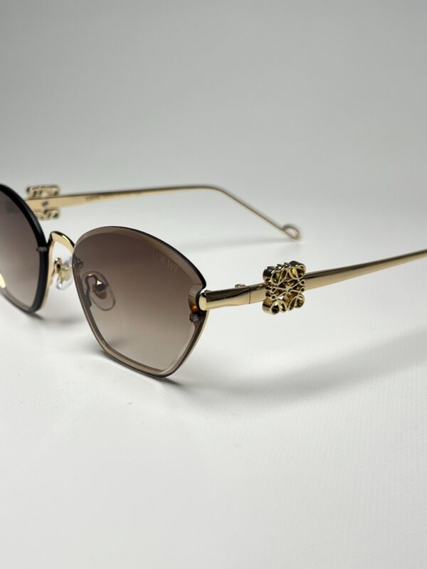 LOEWE - Image 2