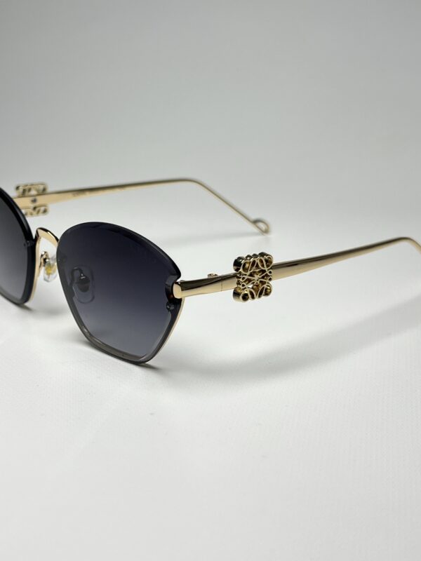 LOEWE - Image 2