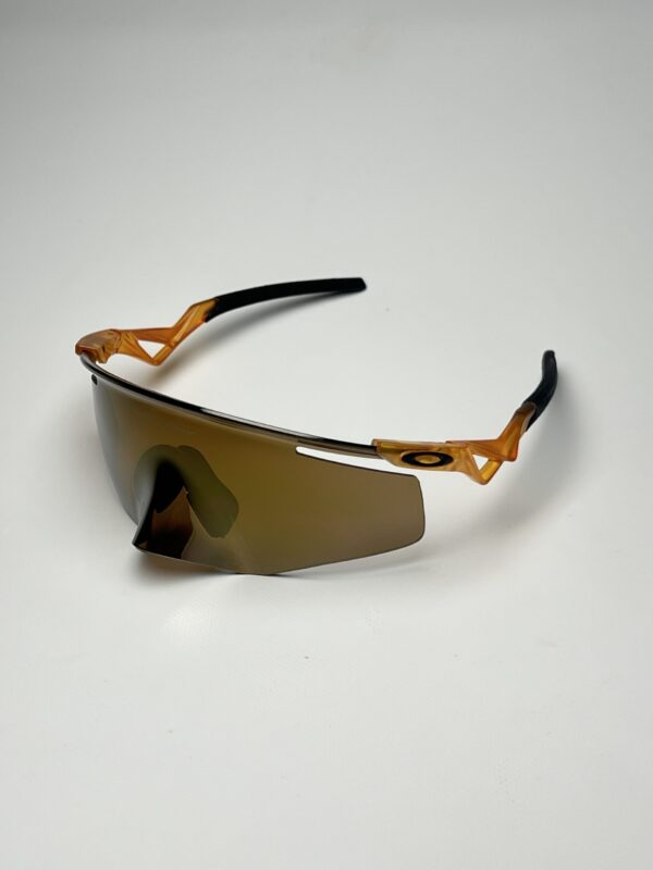 OAKLEY AAA