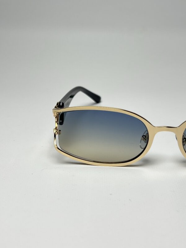 CHANEL - Image 4