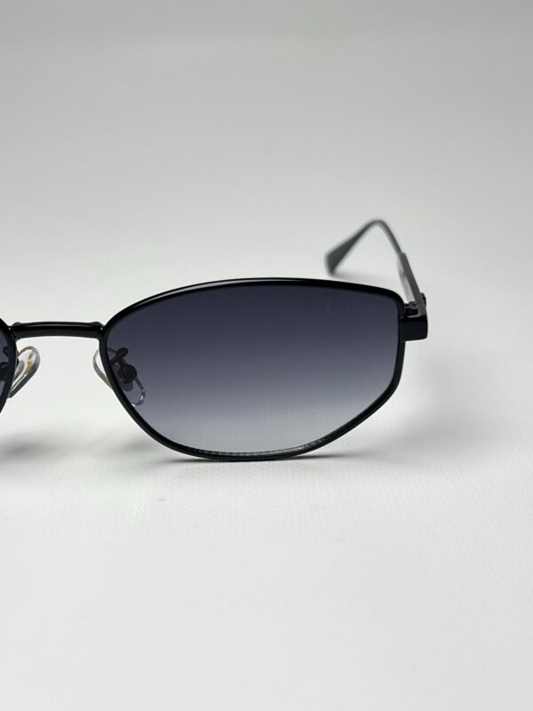 DIOR - Image 5